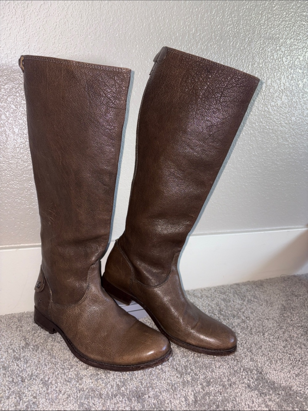 Frye Melissa  zip up Tall Brown Leather Boots size 8